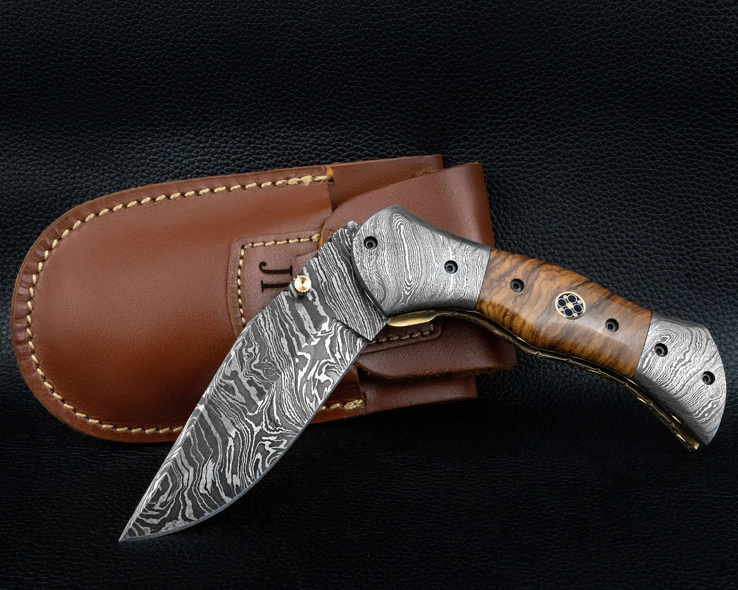Hand Forged Rose Wood Handle Damascus Folding Knife, Damascus Pocket Knife, Damascus Steel Hunting knife, Hand Forged Knife Gift for Dad