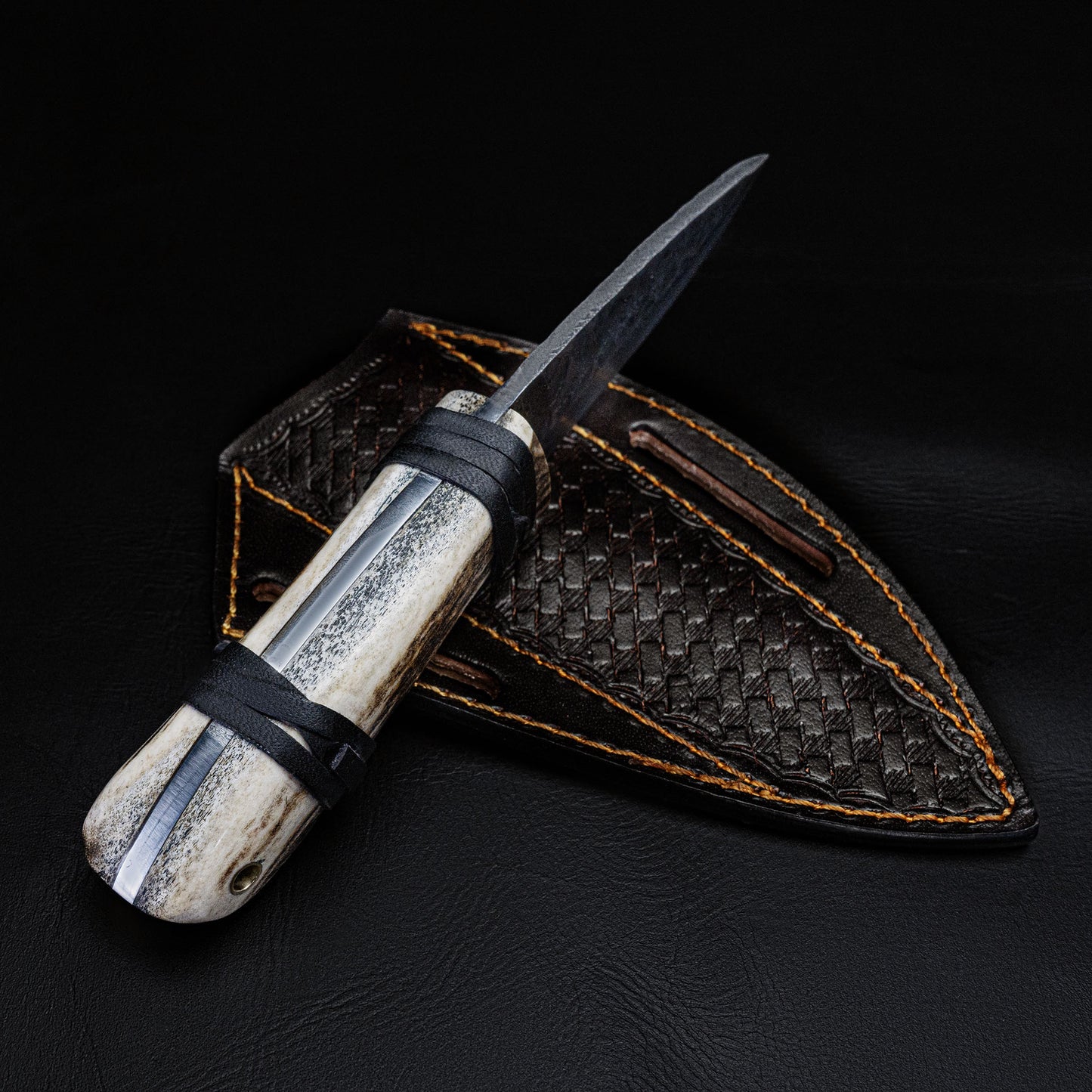 High Carbon Steel Bowie Knife
