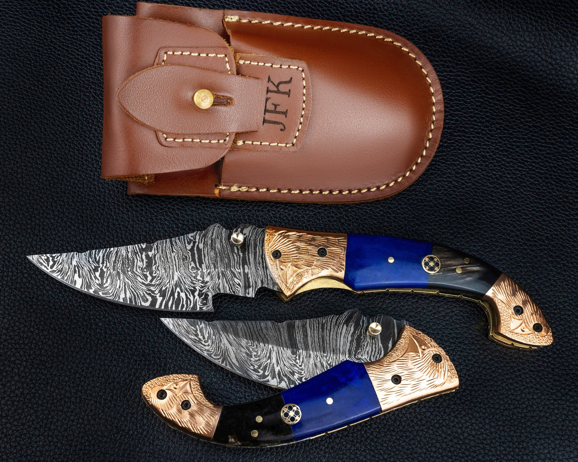 9'' Hand Forged Real Horn Handle Damascus Fold Knife