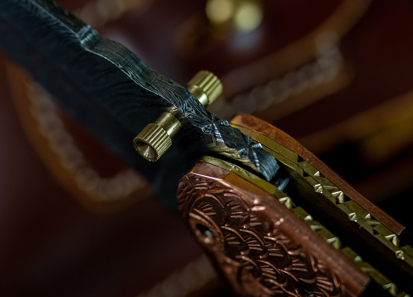 7.5" Hand Forged Damascus Folding Knife,Hand Made Damascus Pocket Knife, Damascus Steel Hunting knife, Black Horn Handle Damascus Fold Knife