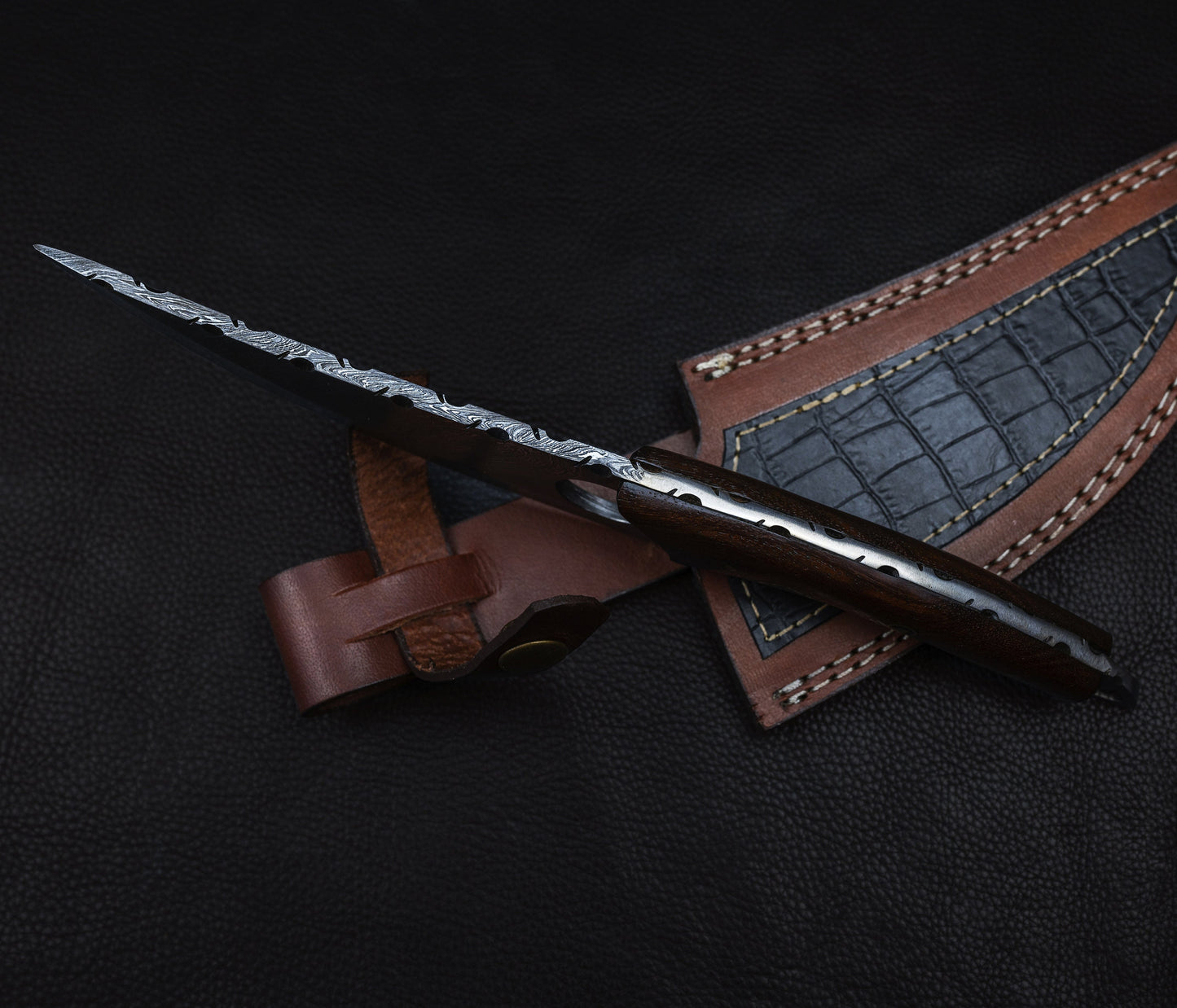 Handmade Japanese Damascus Chief knife Rose Wood Handle, Hand forged Damascus knife Non slip Walnut, Kitchen Skinner Knife, Gift for Dad