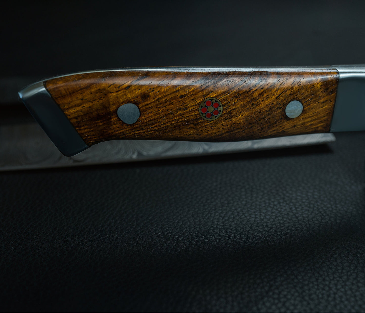 Cooking Kitchen Chef Knife Damascus Steel BBQ Camping Wood Handle Full Tang Knife Razor Sharp Blade Edge Indoor Outdoor in Gift Box Handmade