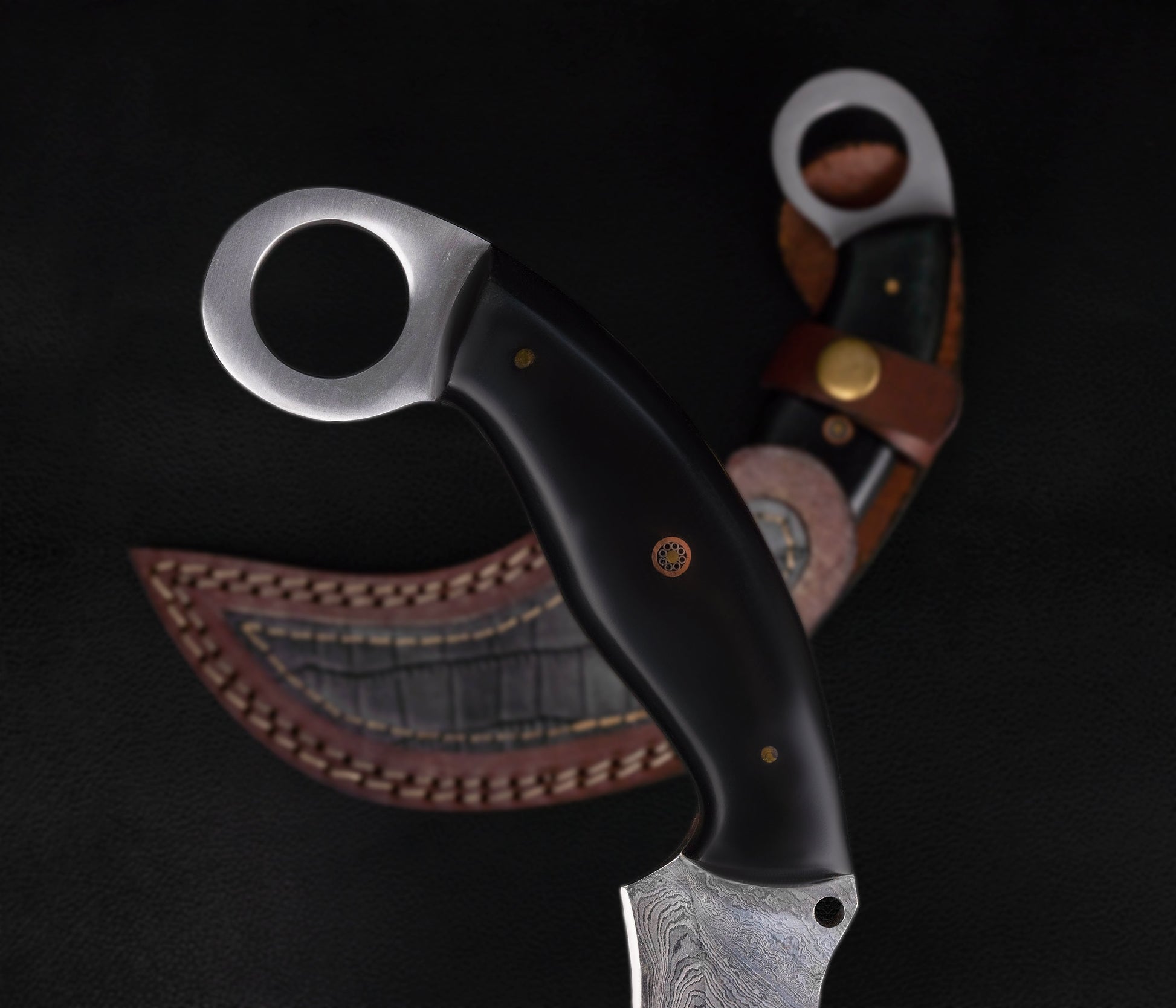Handmade  Black Japanese Karambit Damascus Chief knife Rose Wood Handle, Hand forged Damascus knife Non slip Bone, Kitchen Skinner Knife