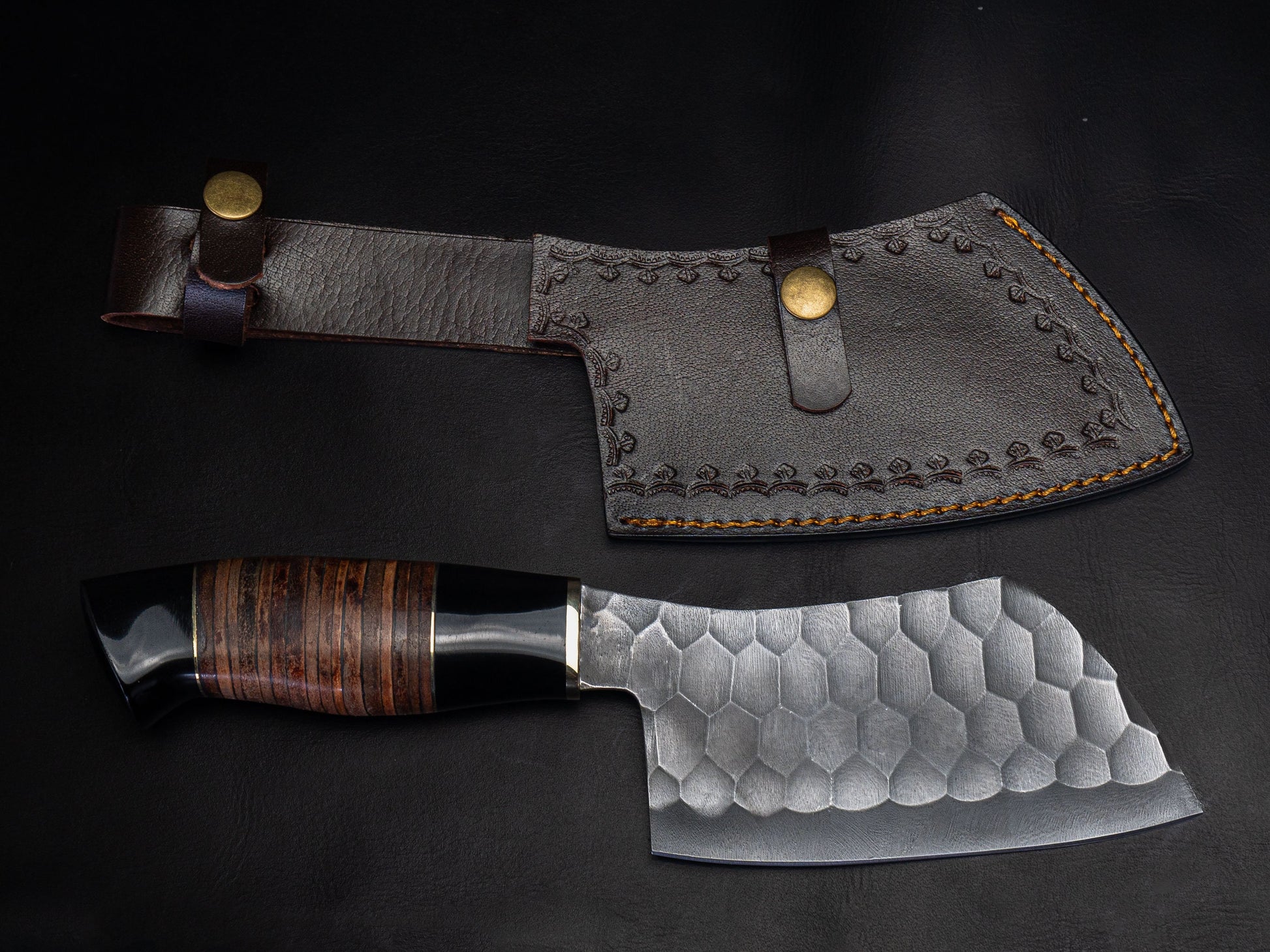 Cooking High Carbon Steel Kitchen Cleaver Butcher Chef Chopper Knife Wood Handle for Outdoor Kitchens BBQ Meat Gift for Dad Anniversary