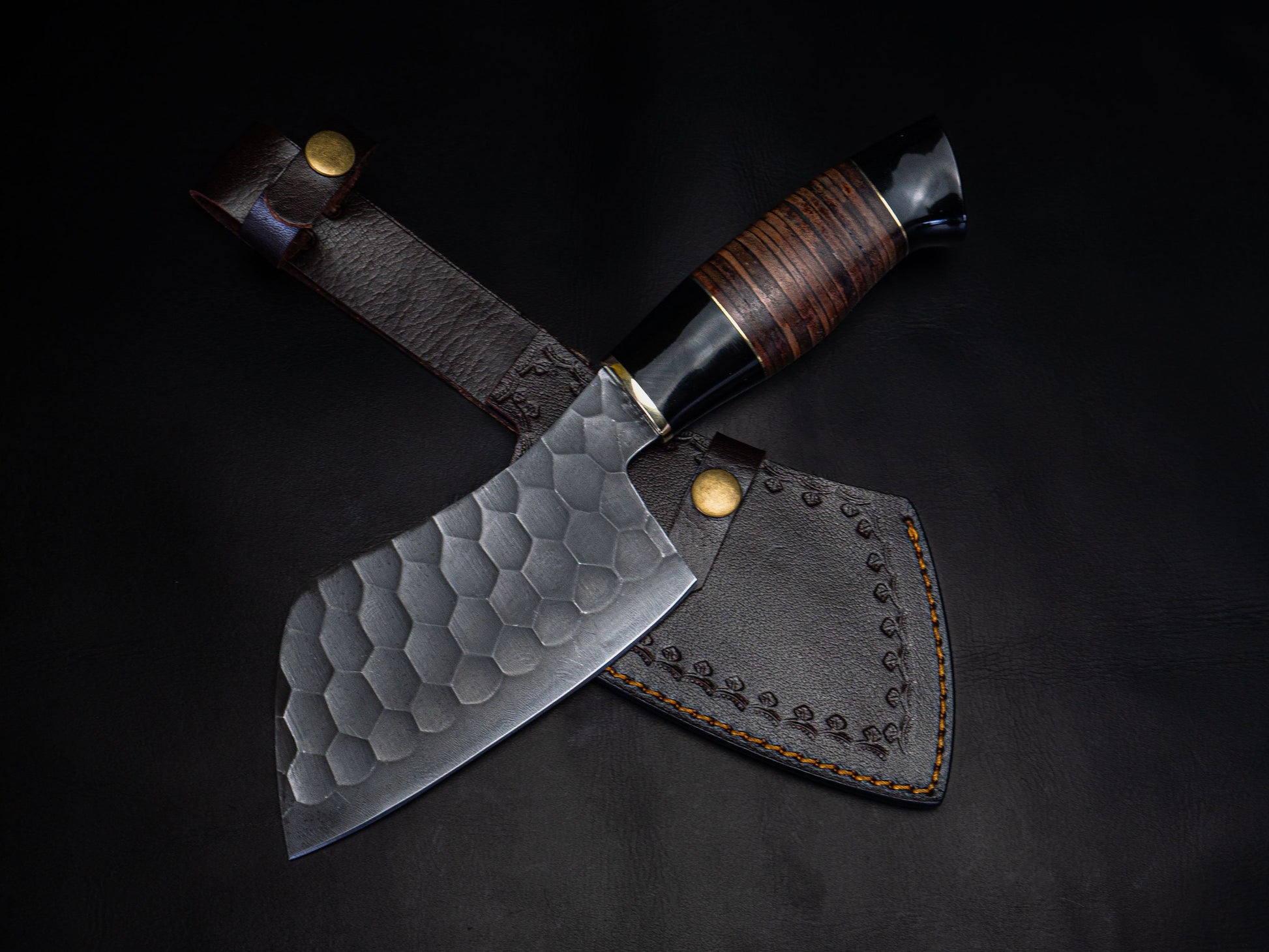 Cooking High Carbon Steel Kitchen Cleaver Butcher Chef Chopper Knife Wood Handle for Outdoor Kitchens BBQ Meat Gift for Dad Anniversary